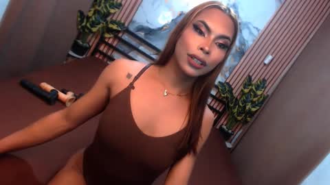 Snapshot of yvonnellvs chatting on 12, 3, 2026 yvonnellvs online show from 12, 3, 2026