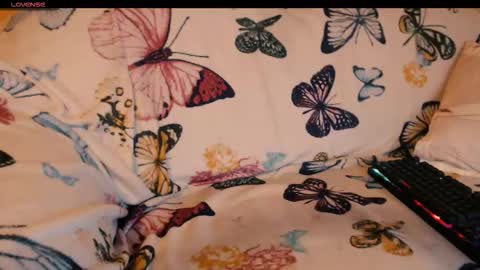 yzza_suave online show from 21, 11, 2025