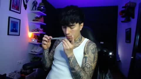 zac_muller1 online show from 1, 12, 2025