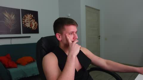 Snapshot of zack_gillian chatting on 21, 4, 2026 ZACK GILLIAN online show from 21, 4, 2026