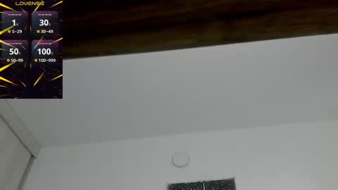 Snapshot of zackcum_ chatting on 6, 3, 2025 for you Zack online show from 6, 3, 2025