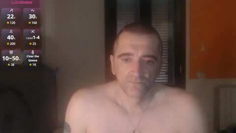 Snapshot of zackhot31 chatting on 22, 10, 2025 Ivan online show from 22, 10, 2025