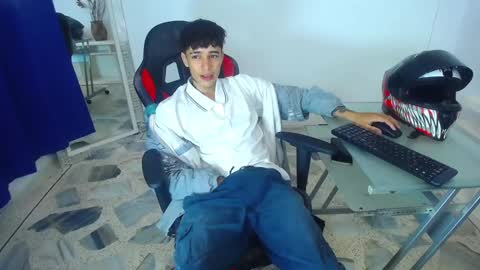 Snapshot of zacktk7 chatting on 6, 12, 2024 zack online show from 6, 12, 2024