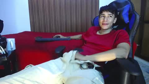 Snapshot of zacktk7 chatting on 14, 12, 2024 zack online show from 14, 12, 2024