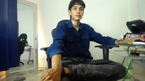 Snapshot of zacktk7 chatting on 21, 12, 2024 zack online show from 21, 12, 2024