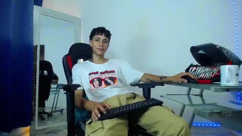 Snapshot of zacktk7 chatting on 27, 12, 2024 zack online show from 27, 12, 2024