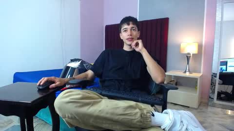 Snapshot of zacktk7 chatting on 31, 12, 2024 zack online show from 31, 12, 2024