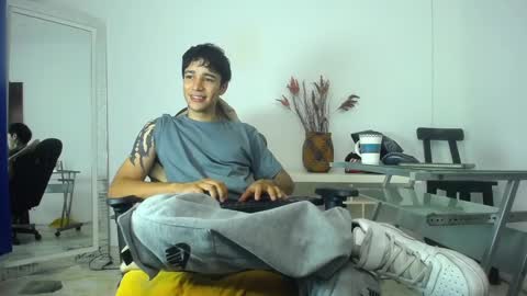 Snapshot of zacktk7 chatting on 23, 1, 2025 zack online show from 23, 1, 2025