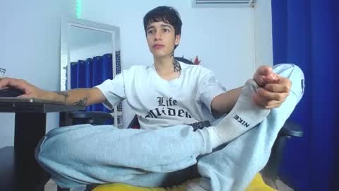 Snapshot of zacktk7 chatting on 1, 2, 2025 zack online show from 1, 2, 2025