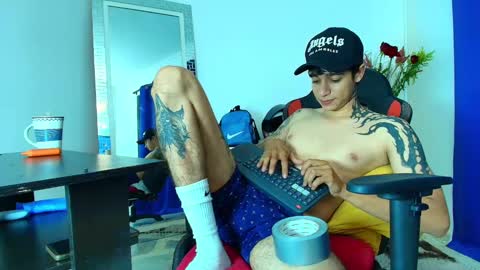 Snapshot of zacktk7 chatting on 11, 2, 2025 zack online show from 11, 2, 2025