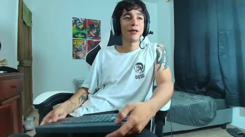 Snapshot of zacktk7 chatting on 12, 2, 2025 zack online show from 12, 2, 2025