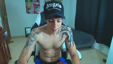 Snapshot of zacktk7 chatting on 16, 2, 2025 zack online show from 16, 2, 2025