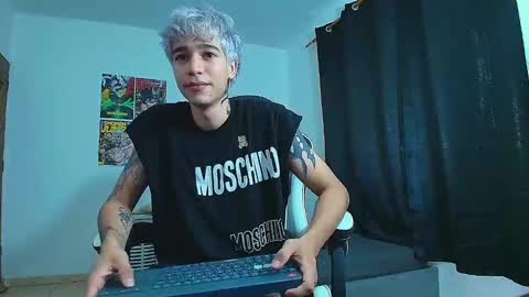 Snapshot of zacktk7 chatting on 22, 2, 2025 zack online show from 22, 2, 2025