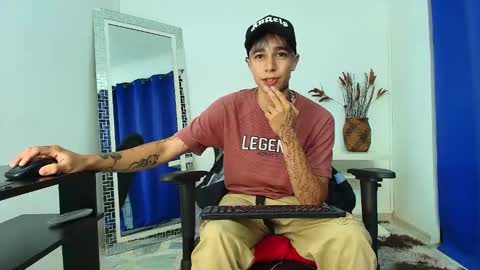 Snapshot of zacktk7 chatting on 27, 2, 2025 zack online show from 27, 2, 2025