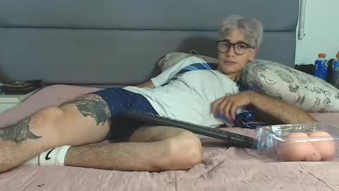 Snapshot of zacktk7 chatting on 4, 3, 2025 zack online show from 4, 3, 2025