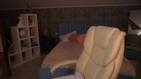 Snapshot of zafiramoonn chatting on 23, 4, 2026 Zafiramoonn online show from 23, 4, 2026
