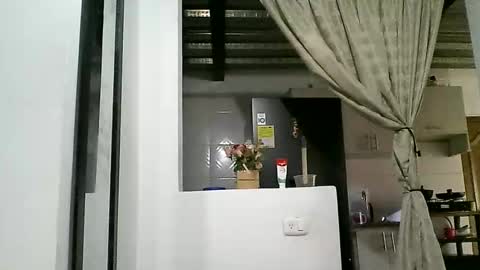 Snapshot of zafiro_rubi chatting on 1, 4, 2026 Zafiro online show from 1, 4, 2026