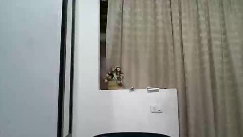 Snapshot of zafiro_rubi chatting on 22, 4, 2026 Zafiro online show from 22, 4, 2026
