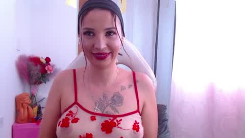 Snapshot of zafiro_sapphire chatting on 30, 6, 2026 cristal online show from 30, 6, 2026