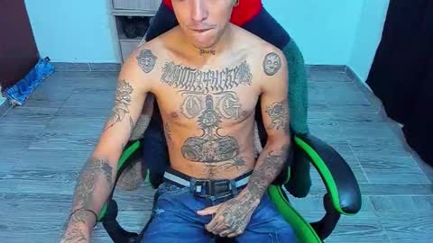 Snapshot of zafirocum chatting on 9, 3, 2026 BiG Zafiro online show from 9, 3, 2026