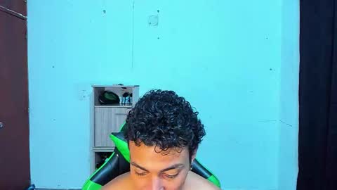 Snapshot of zafirocum chatting on 11, 3, 2026 BiG Zafiro online show from 11, 3, 2026
