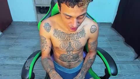 Snapshot of zafirocum chatting on 15, 3, 2026 BiG Zafiro online show from 15, 3, 2026