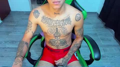 Snapshot of zafirocum chatting on 30, 3, 2026 BiG Zafiro online show from 30, 3, 2026