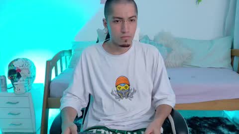 Snapshot of zahir_raw chatting on 2, 5, 2026 Zahir Raw online show from 2, 5, 2026