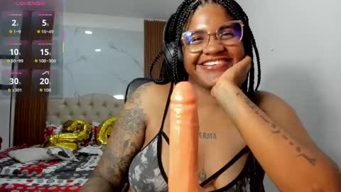 zahra_rose online show from 16, 4, 2026