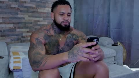 Snapshot of zain_diesel7 chatting on 31, 1, 2025 INSTAGRAM yormanfit7 online show from 31, 1, 2025