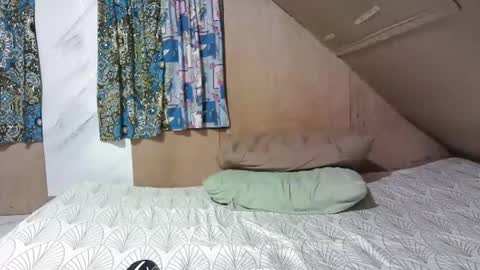 Snapshot of zaira795892 chatting on 2, 2, 2025 zaira795892 online show from 2, 2, 2025