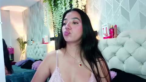Zaira Bonny online show from 17, 6, 2026