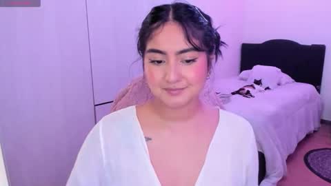 Snapshot of zakura_ania chatting on 5, 5, 2026 zakura_ania online show from 5, 5, 2026