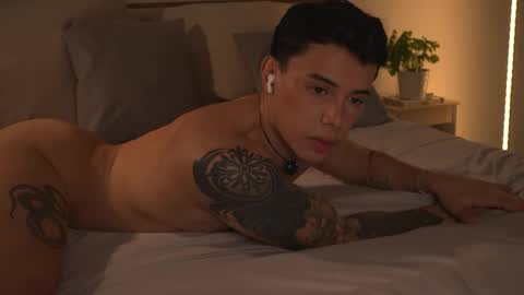 Snapshot of zamuel_18 chatting on 9, 4, 2026 zamuel -15 off online show from 9, 4, 2026