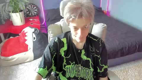 Snapshot of zane_steele chatting on 12, 5, 2026 Kel online show from 12, 5, 2026