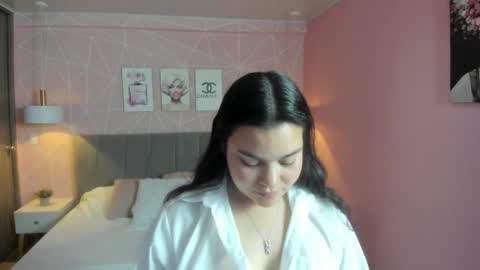 Snapshot of zara__sweet chatting on 3, 3, 2026 Zara Sweet online show from 3, 3, 2026