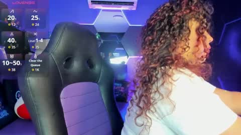 Snapshot of zara_holly_ chatting on 1, 5, 2026 Zara online show from 1, 5, 2026