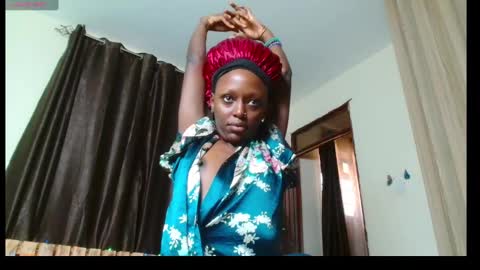 Snapshot of zara_lae chatting on 20, 1, 2025 nicky online show from 20, 1, 2025