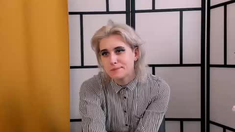 Snapshot of zaragermany chatting on 15, 1, 2025 Sara online show from 15, 1, 2025