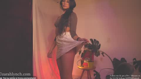 Snapshot of zarahlynch chatting on 26, 2, 2025 Miss Lynch   Next show  2911 online show from 26, 2, 2025