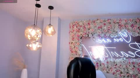 Snapshot of zarakafruni chatting on 15, 2, 2026 Zara online show from 15, 2, 2026