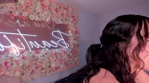 Zara  online show from 7, 4, 2026