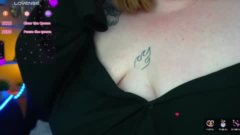 Snapshot of zarareign_ chatting on 17, 1, 2025 Lola online show from 17, 1, 2025