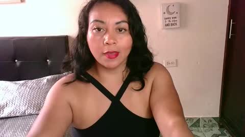 Snapshot of zaray_45bella chatting on 17, 12, 2025 zaray online show from 17, 12, 2025