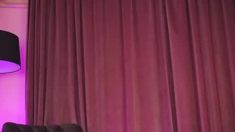 Snapshot of zariaavera chatting on 8, 5, 2026 zariaavera online show from 8, 5, 2026