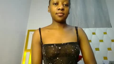 Snapshot of zariah011 chatting on 25, 6, 2026 zariah online show from 25, 6, 2026
