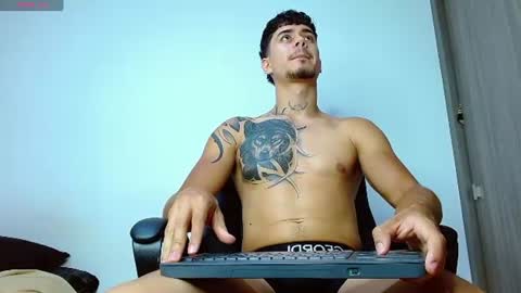 Snapshot of zark_wolf chatting on 5, 8, 2026 zark_wolf online show from 5, 8, 2026