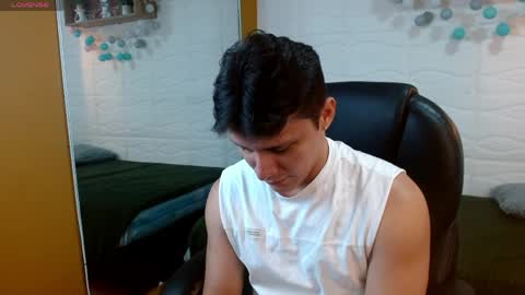 Snapshot of zayn_clausen chatting on 22, 4, 2026 zayn_clausen online show from 22, 4, 2026