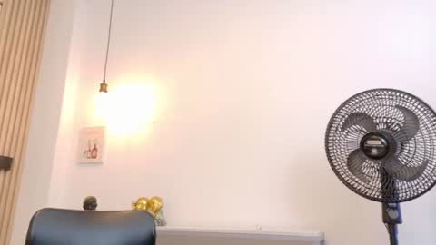 Snapshot of zayn_fox32 chatting on 2, 7, 2026 Zayn online show from 2, 7, 2026
