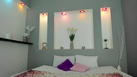 Karolyne online show from 18, 1, 2025